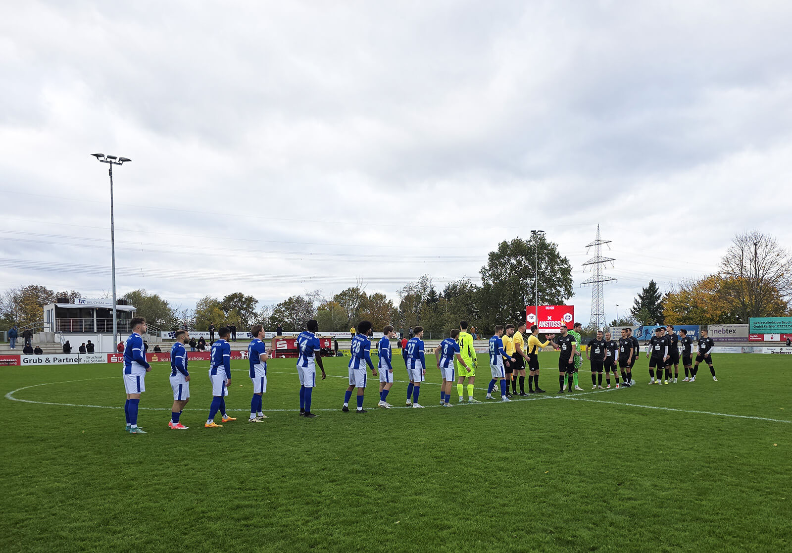 Heddesheim verliert in Unterzahl und in der Nachspielzeit 2:1 (0:1) beim 1. FC Bruchsal