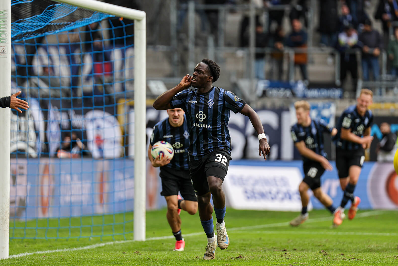 Waldhof Mannheim mit starkem 3:1 (1:1) gegen den TSV 1860 München