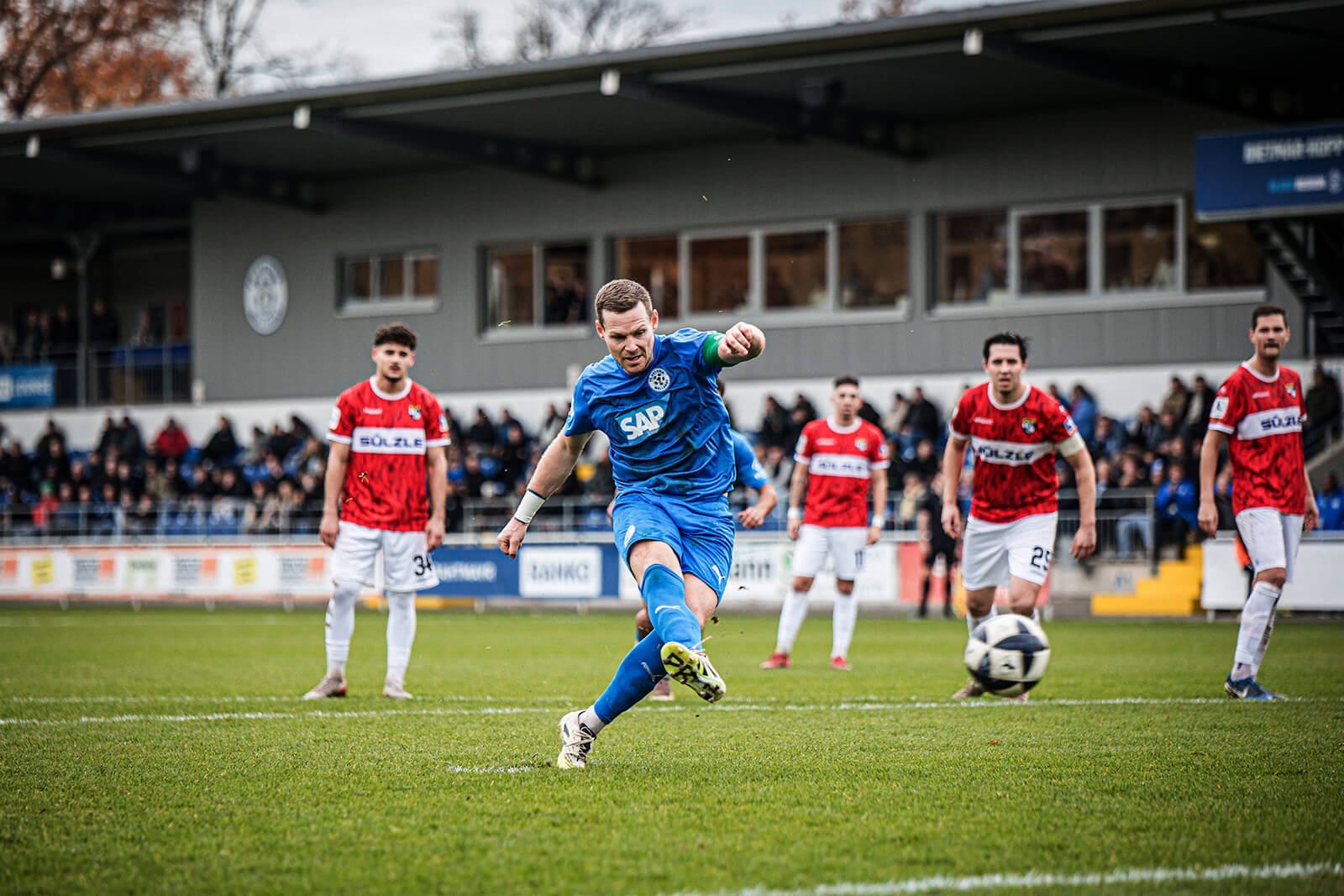 Astoria Walldorf mit Start der Rückrunde