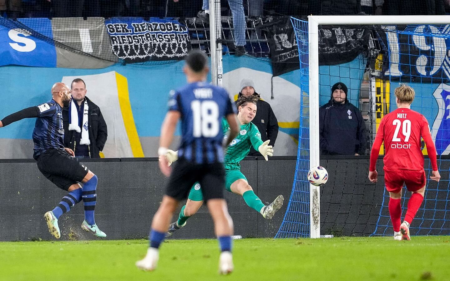 Waldhof entgeht Pokal-Aus in letzter Sekunde ++ 4:1 n. verl. gegen Astoria Walldorf