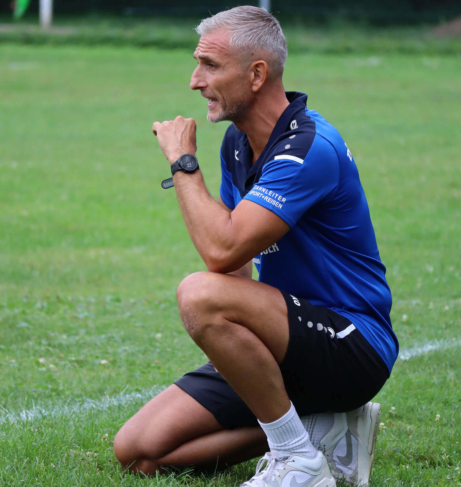 „Wir wollen den Ball haben und zocken“ – DJK Feudenheim Trainer Marco Berardi im Interview