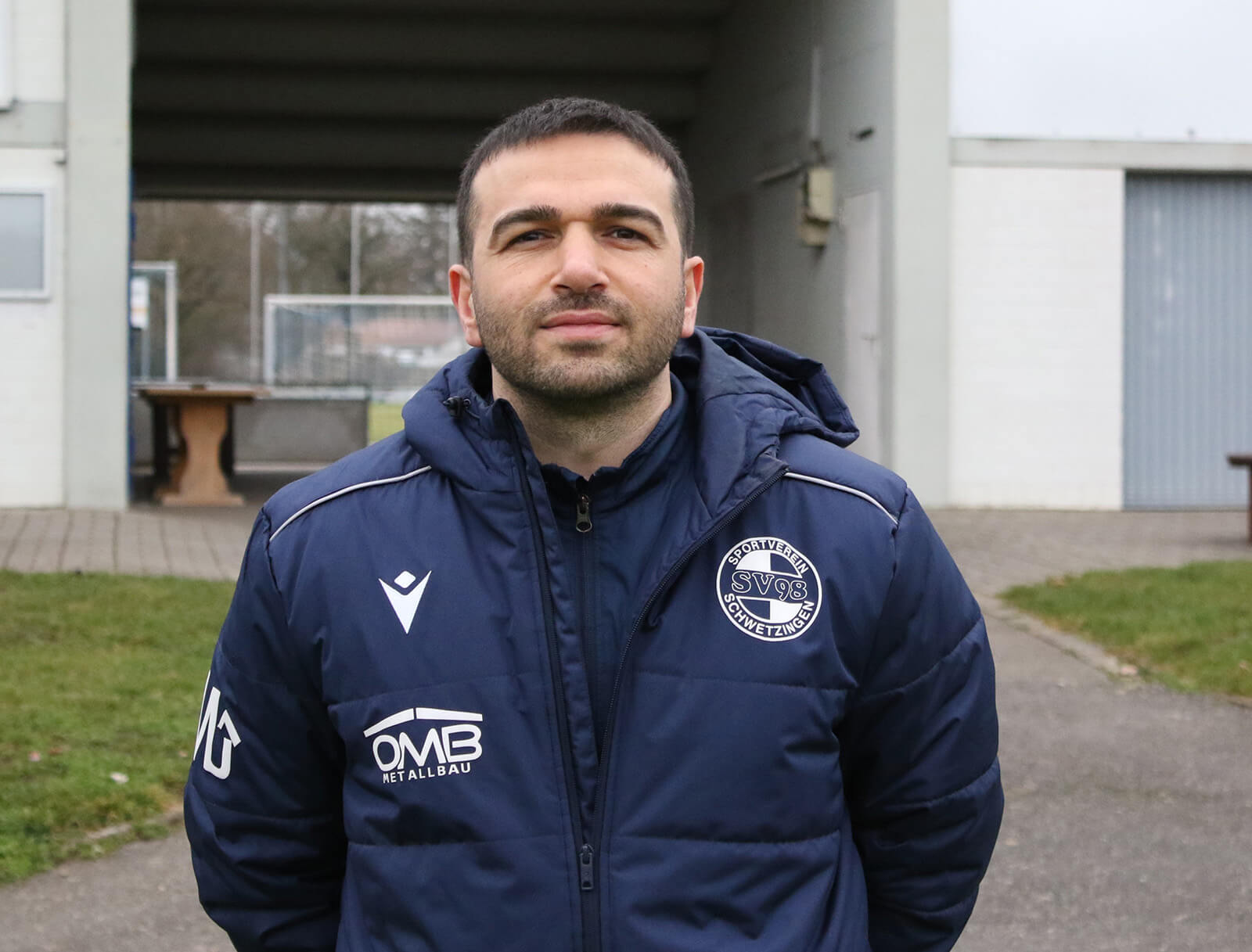 „Das rettende Ufer ist weit entfernt“ – SV Schwetzingen Trainer Behcet Öztürk im Gespräch
