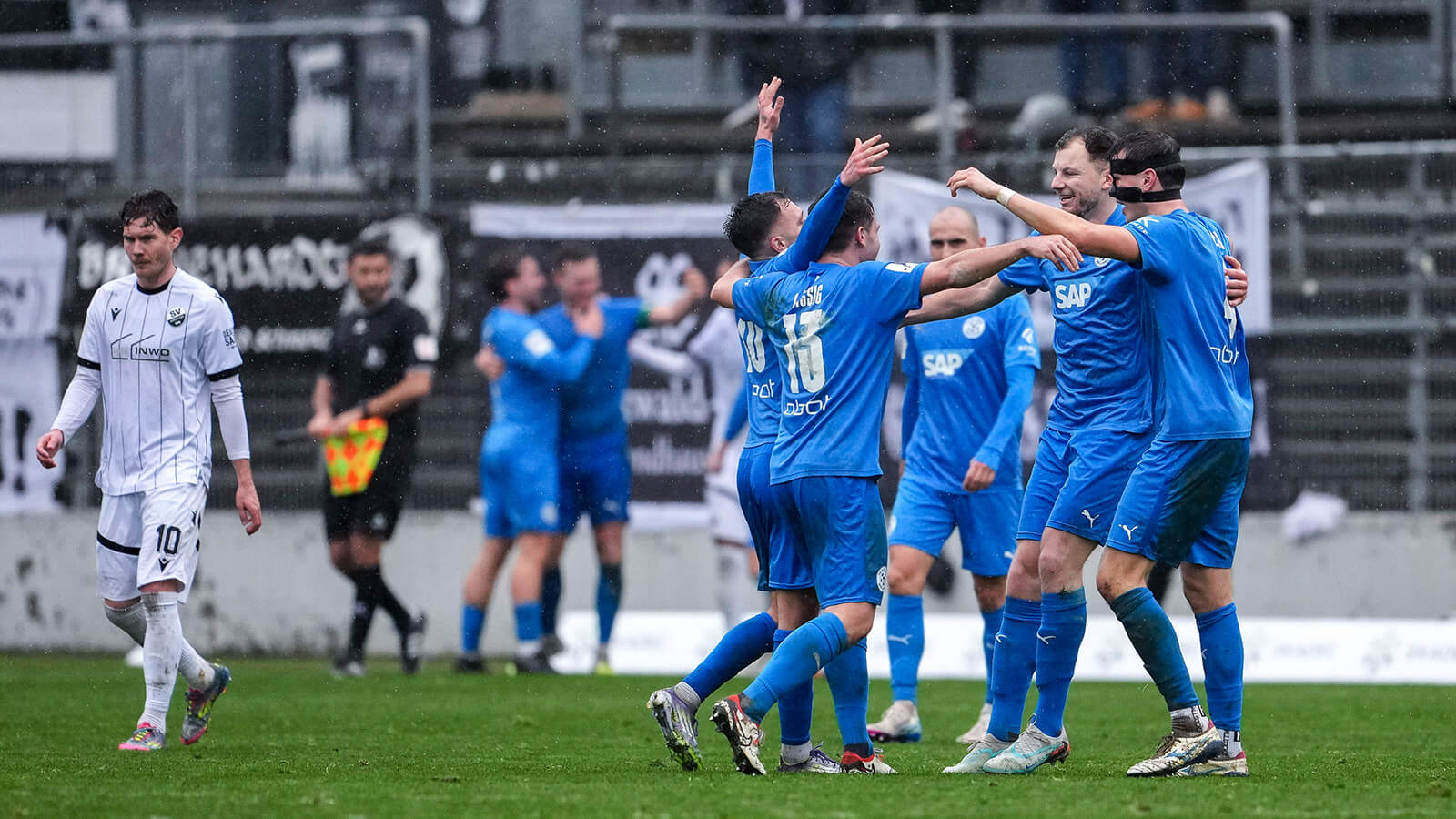 Derbysieg zum Jahresauftakt ++ Astoria Walldorf gewinnt beim SV Sandhausen