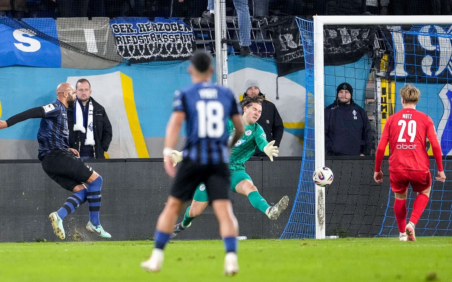 SV Waldhof Mannheim mit Informationen zum Pokalspiel in Bruchsal