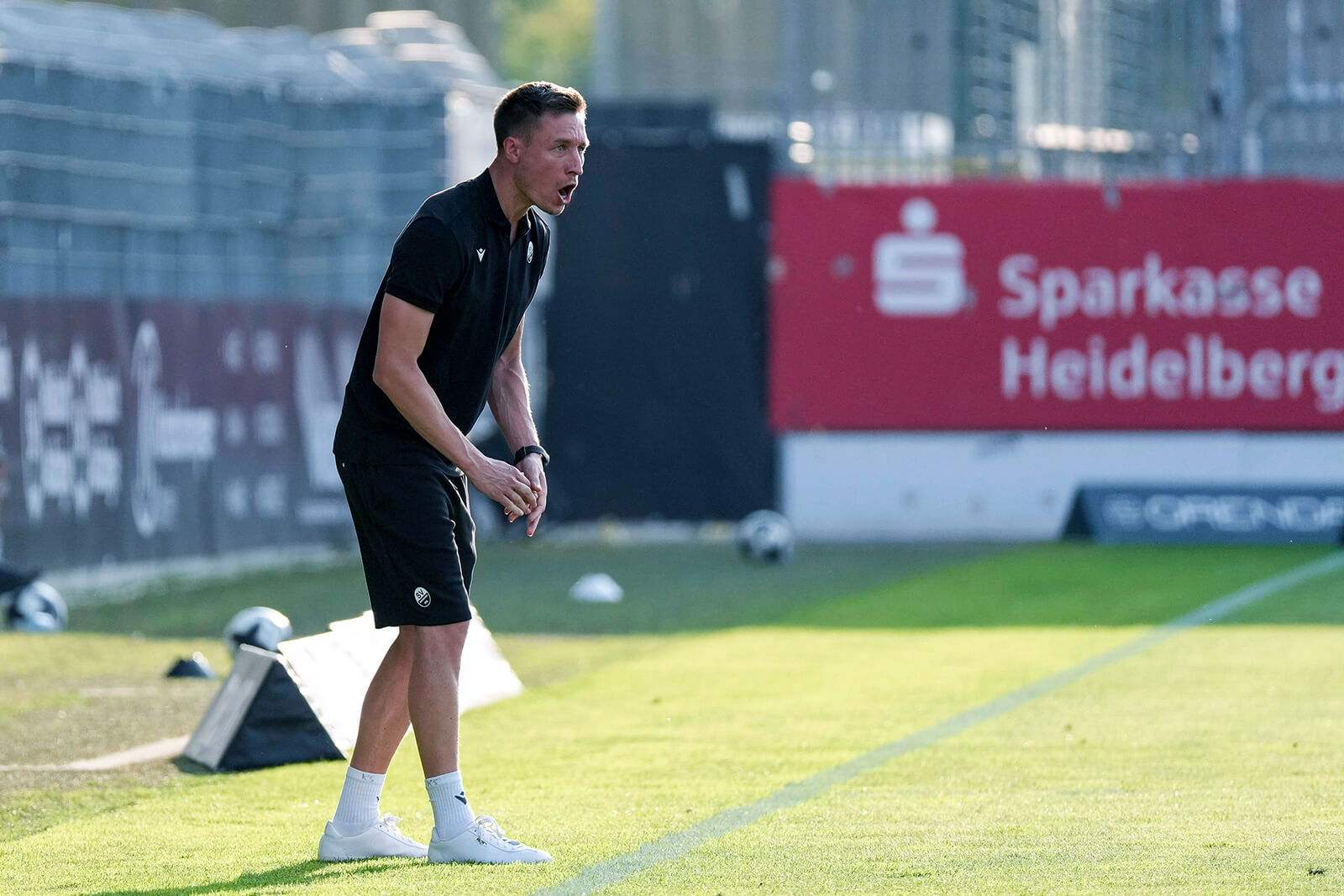 SV Sandhausen stellt Trainer Kevin Stotz frei